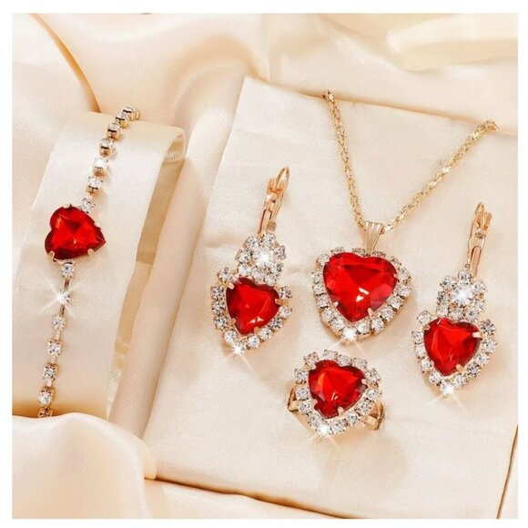 Sparkling Crystal Red Heart Jewelry Set Necklace Earrings Bracelet Ring Gold Ton - Picture 1 of 2